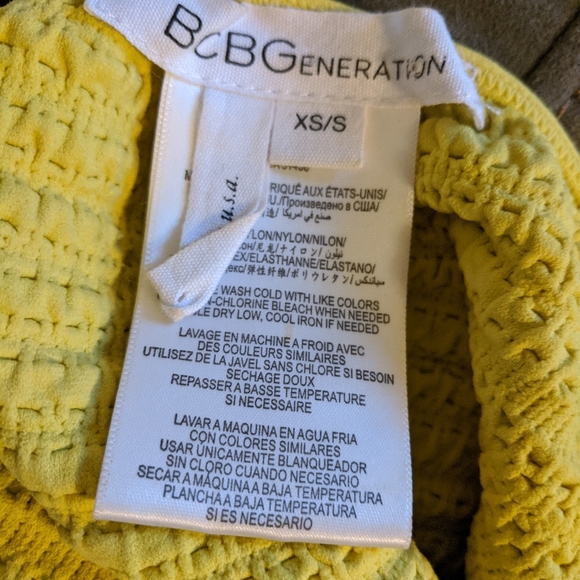 BCBG | textured citron yellow mini dress xs/s euc - Picture 5 of 6